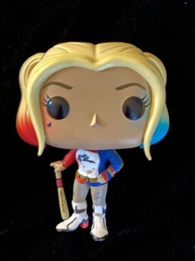 Funko Harley Quinn Pop! Figure with Blonde, Red & Blue Hair Tips